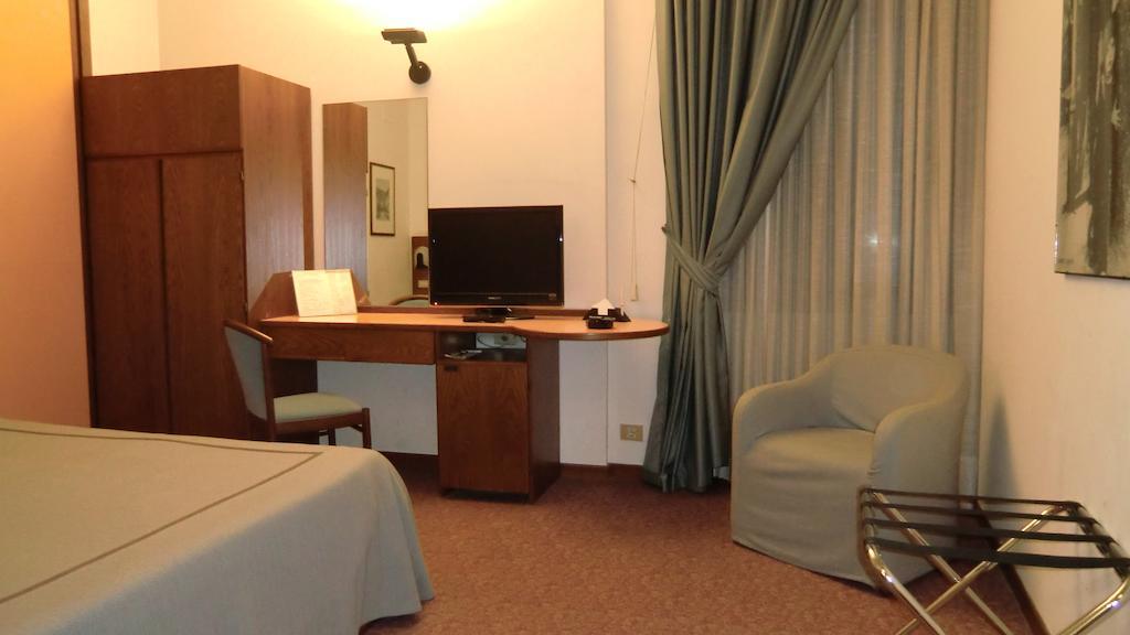 Hotel Giardino Prato  Ruang foto