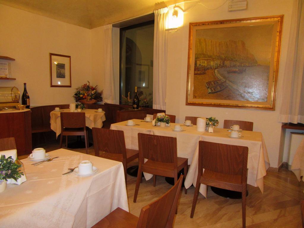 Hotel Giardino Prato  Bagian luar foto