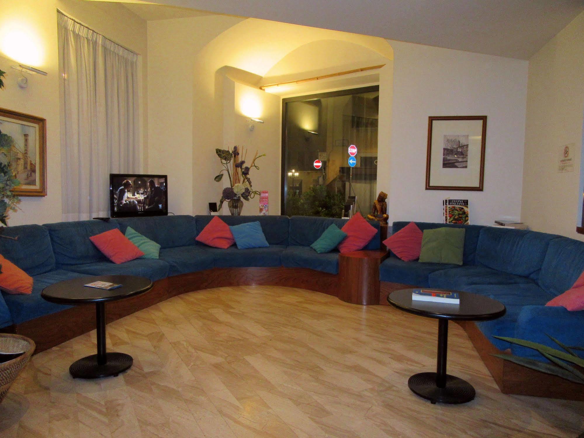 Hotel Giardino Prato  Bagian luar foto